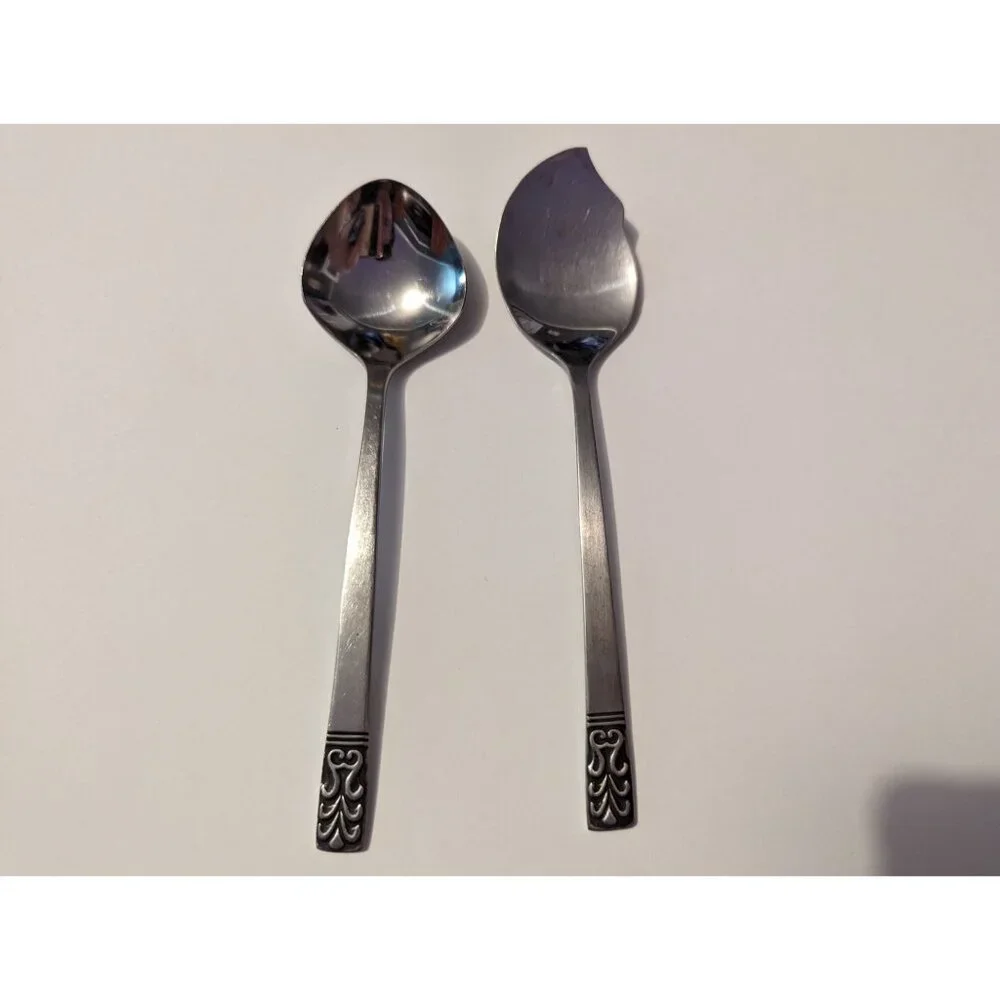 VTG CARLYLE Hong Kong stainless cameo pattern lot 2 soup‎ & jelly spoon replace